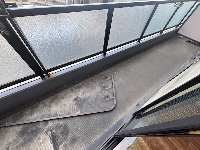 バルコニー　同建物、他号室写真参照