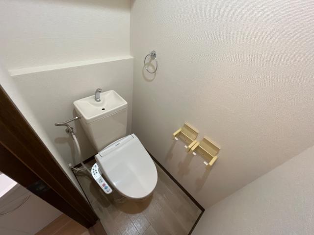 トイレ　トイレ