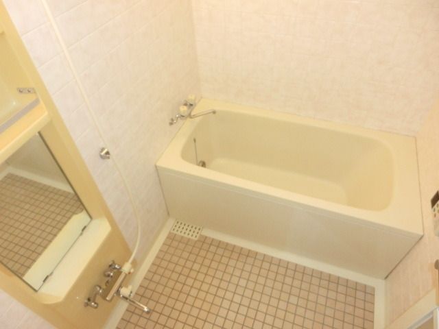 バス・シャワールーム　経済的な追い焚き付き