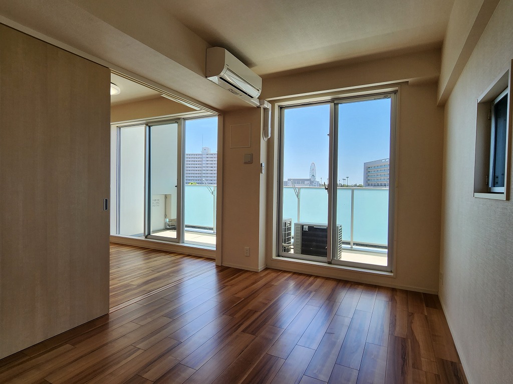 セキュリティ　南向きバルコニー側寝室