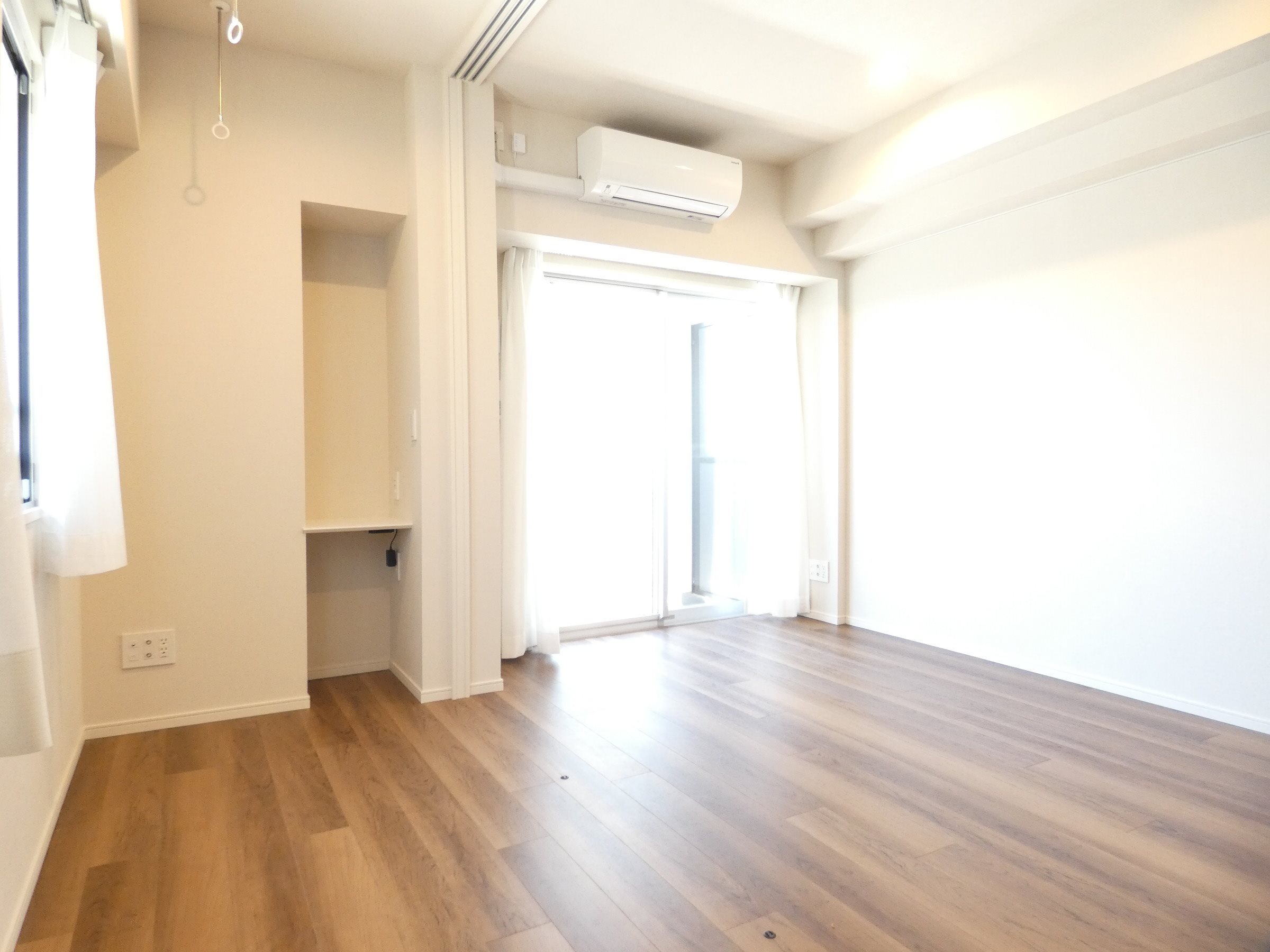 居室・リビング　内観※別部屋参考写真