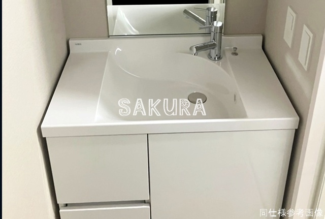 洗面設備　身支度に欠かせない独立洗面台♪