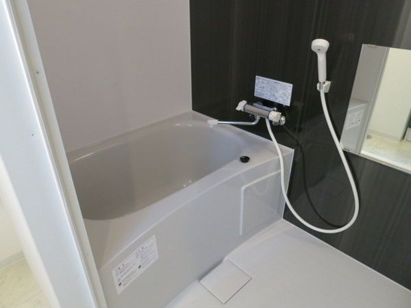 バス・シャワールーム　きれいなお風呂で快適バスタイム♪