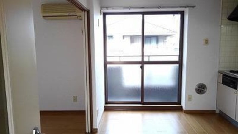 居室・リビング　図面と現状に相違がある場合には現状を優先