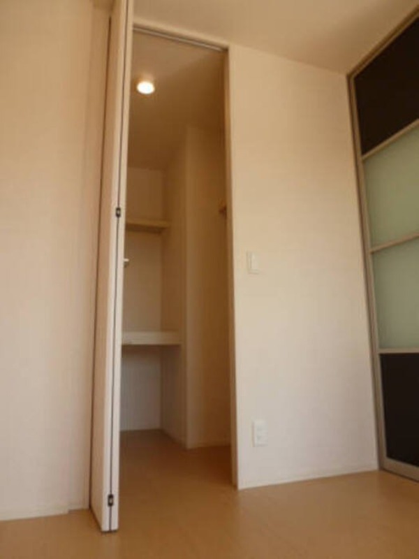 収納　図面と現状に相違がある場合には現状を優先