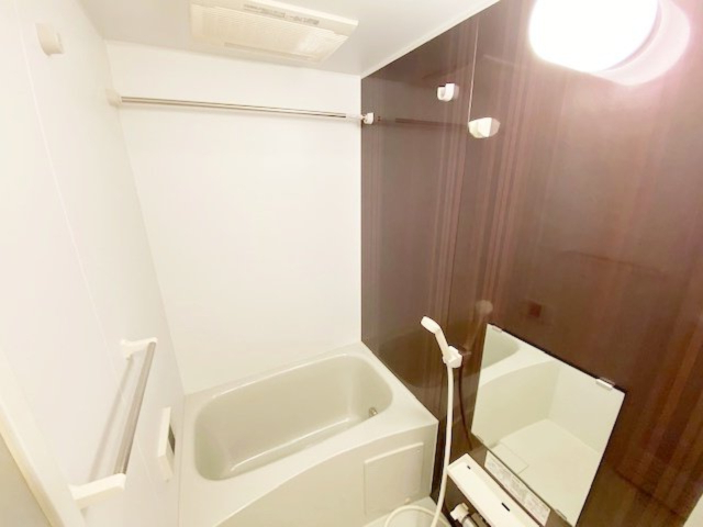 バス・シャワールーム　風呂