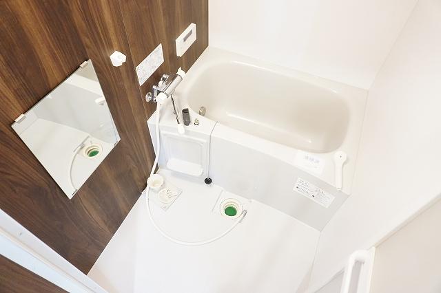 バス・シャワールーム　浴室