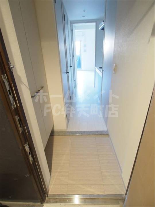 玄関　シンプルで使いやすい玄関です