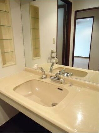 洗面設備　※以下他号室参考写真となります。