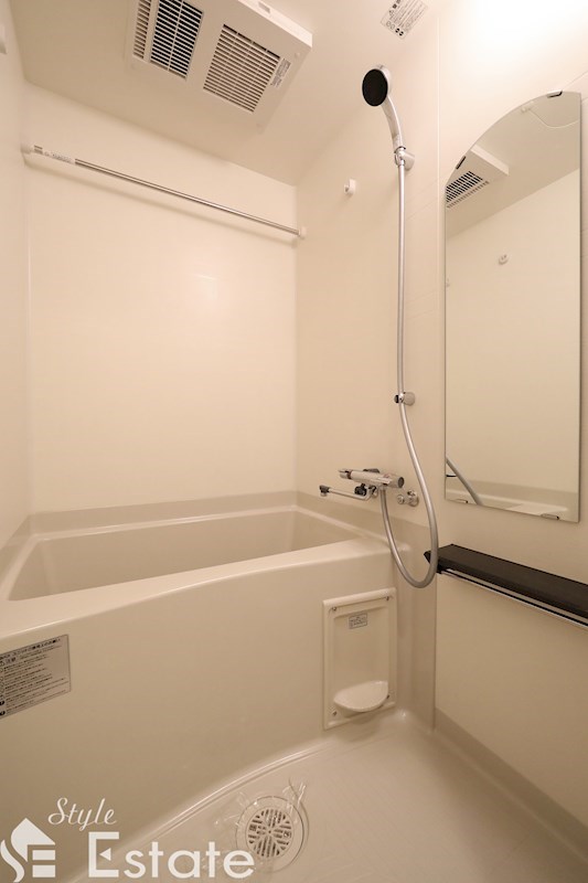 バス・シャワールーム　バスルーム