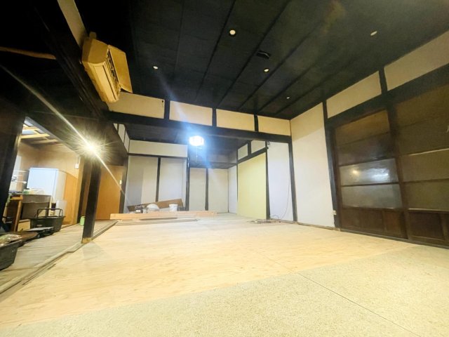 居室・リビング　１４畳の広々リビング！