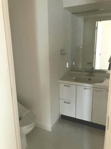 トイレ　別部屋参考写真