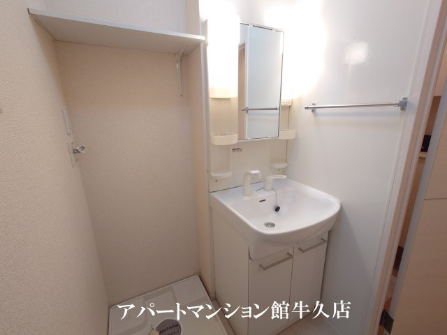 洗面設備　洗髪洗面化粧台