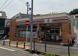 コンビニ　セブンイレブン屏風ヶ浦駅前店（コンビニ）まで317m
