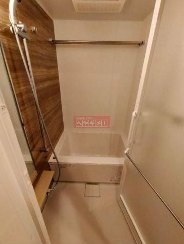 バス・シャワールーム　玄関