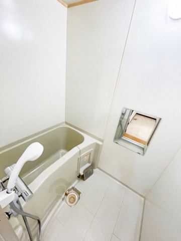 バス・シャワールーム　浴室