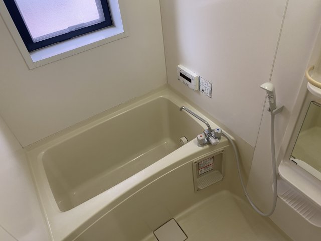 バス・シャワールーム　追い焚き機能付