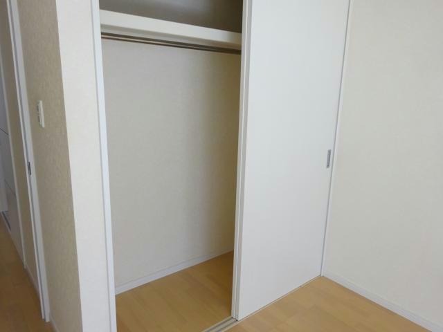 収納　クローゼット