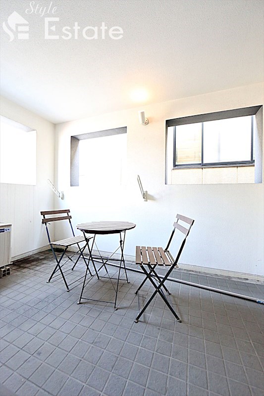 バルコニー　バルコニー