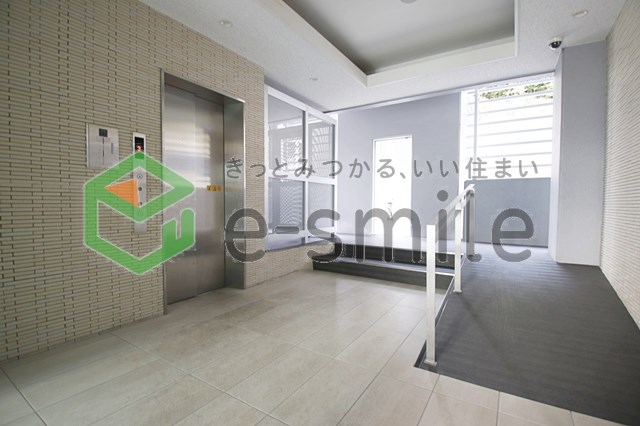 ロビー　落ち着いたロビーです