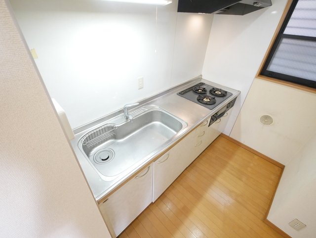 キッチン　★３口コンロ・グリル付のシステムキッチンです★