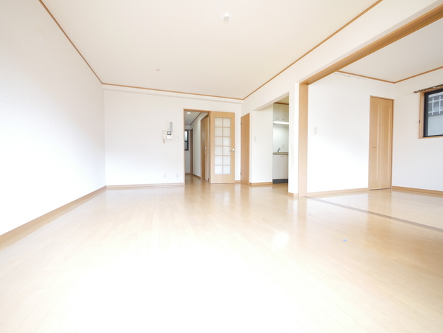 居室・リビング　★１４帖の大きなリビングです★