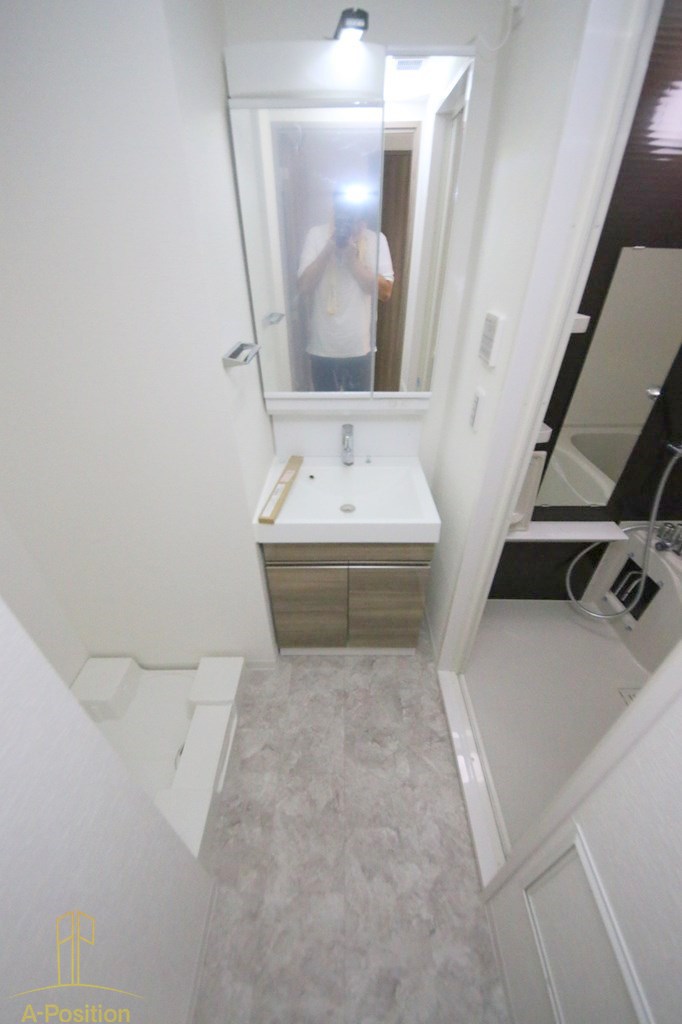 洗面設備　LaDouceur谷町