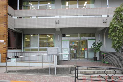 図書館　文京区立小石川図書館（図書館）まで885m