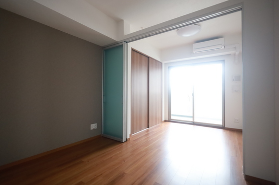 居室・リビング　※別部屋の写真です