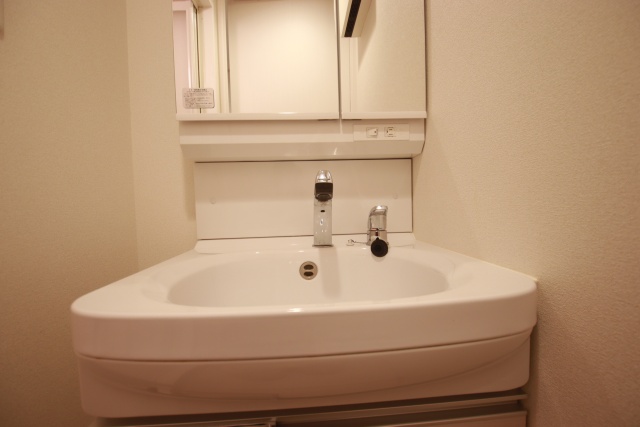 洗面設備　※別室の参考写真の為、現況優先です。