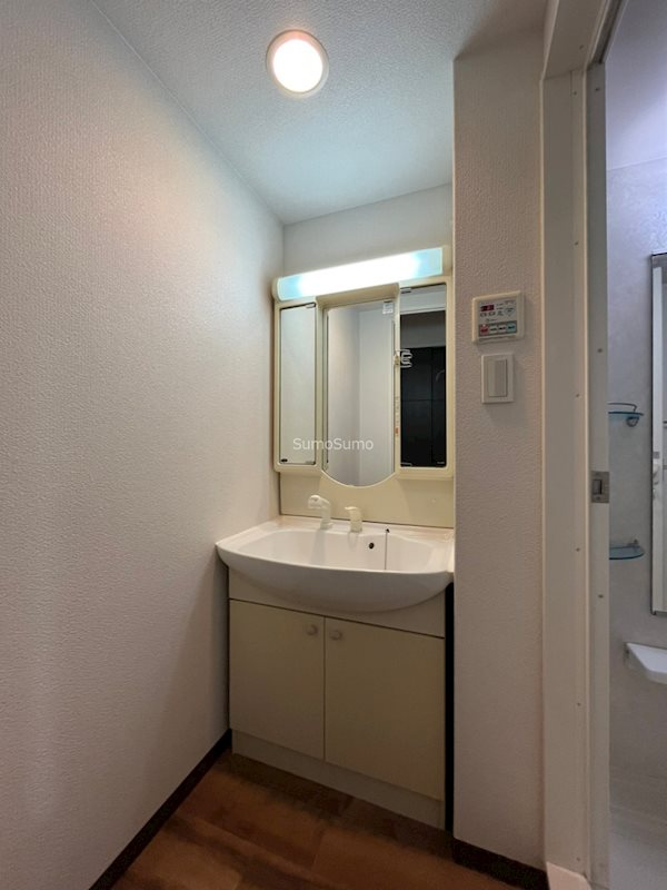 洗面設備　洗面所です