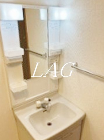 洗面設備　独立洗面台です。