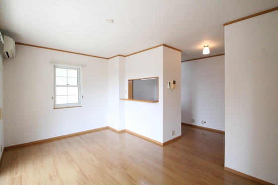 居室・リビング　※別部屋の写真です