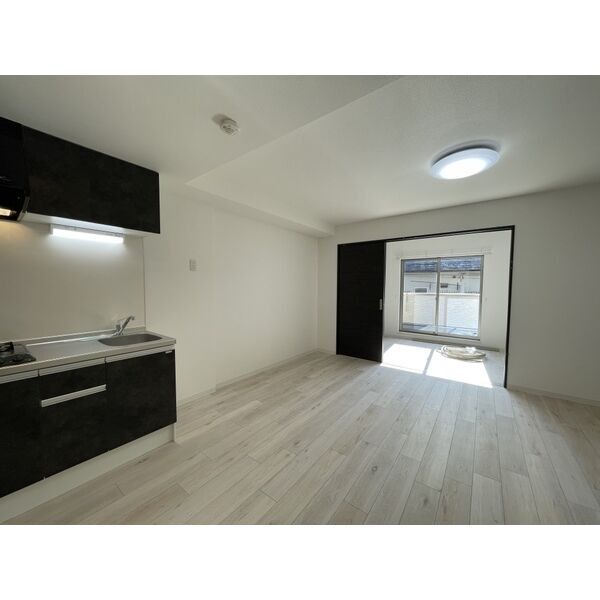 居室・リビング　写真は施工会社同仕様の写真です。