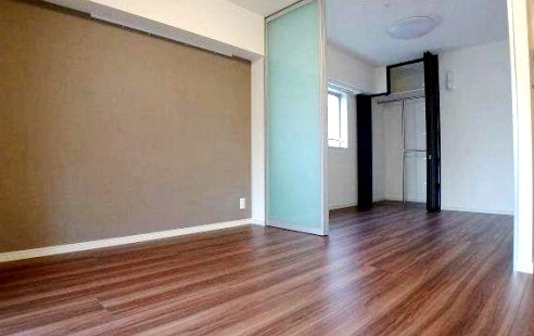 居室・リビング　同マンション内別部屋参照