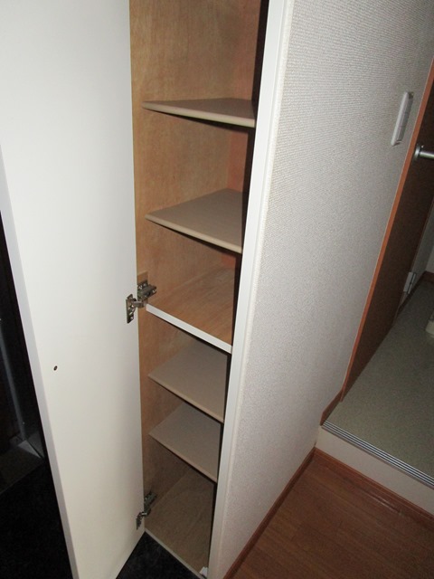 収納　玄関　シューズラック