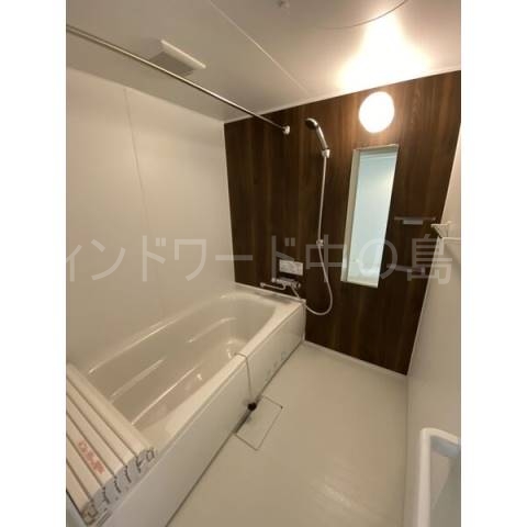 バス・シャワールーム　詳細は、ウィンドワード中の島店までご相談下さい。