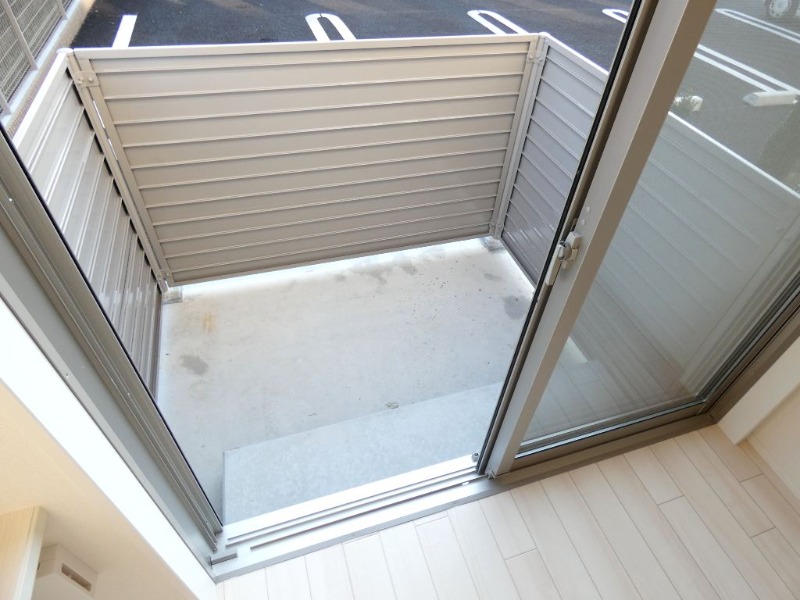 バルコニー　図面と現状に相違がある場合には現状を優先