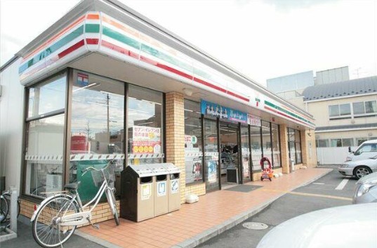 コンビニ　セブンイレブン川口芝西2丁目店（コンビニ）まで389m