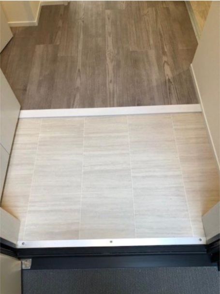 玄関　弊社は都内全域の物件をご紹介可能です！