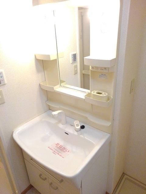 洗面設備　洗面化粧台