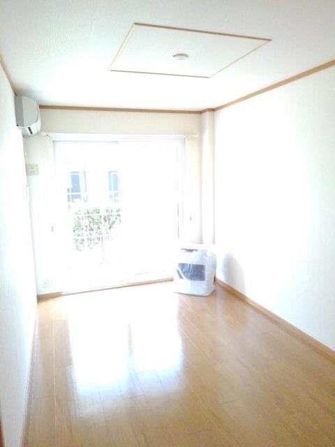 居室・リビング　洋室