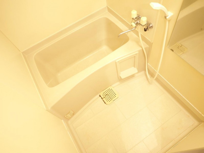 バス・シャワールーム　浴室
