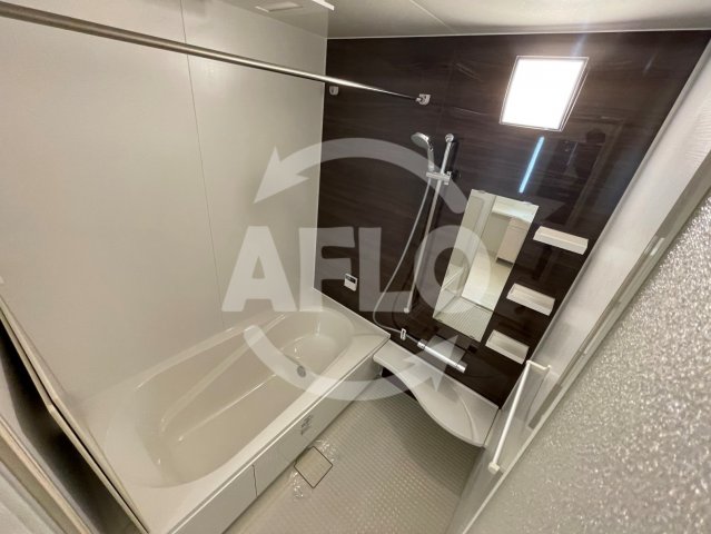 バス・シャワールーム　ロイヤルコート　浴室