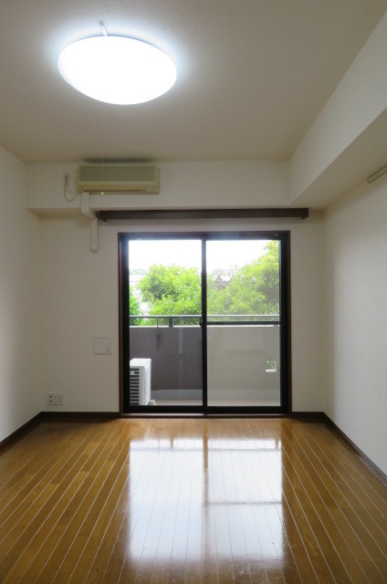 居室・リビング　※別室参考写真