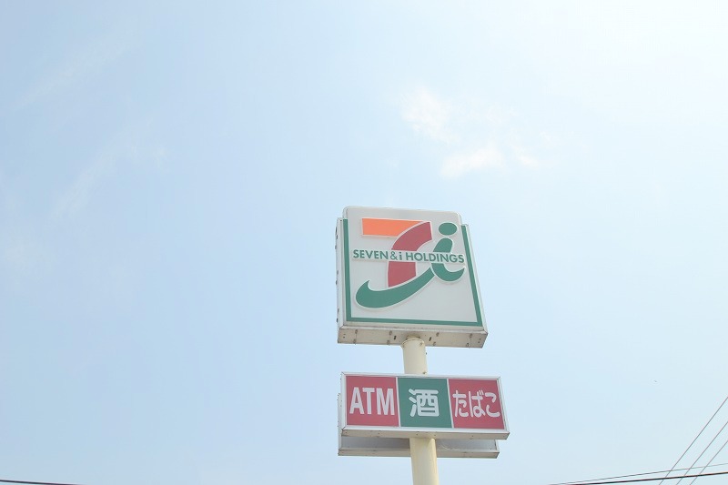 コンビニ　セブンイレブン広島白島中町店（コンビニ）まで400m