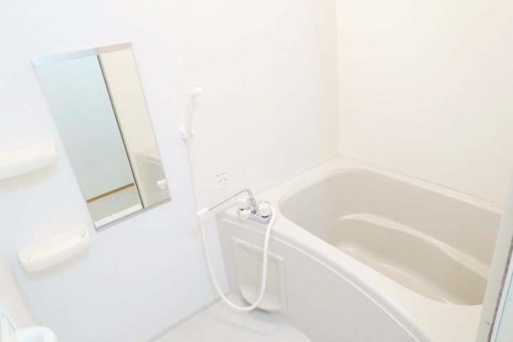 バス・シャワールーム　別号室の参考写真です。