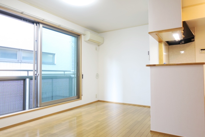 居室・リビング　別号室の参考写真です。