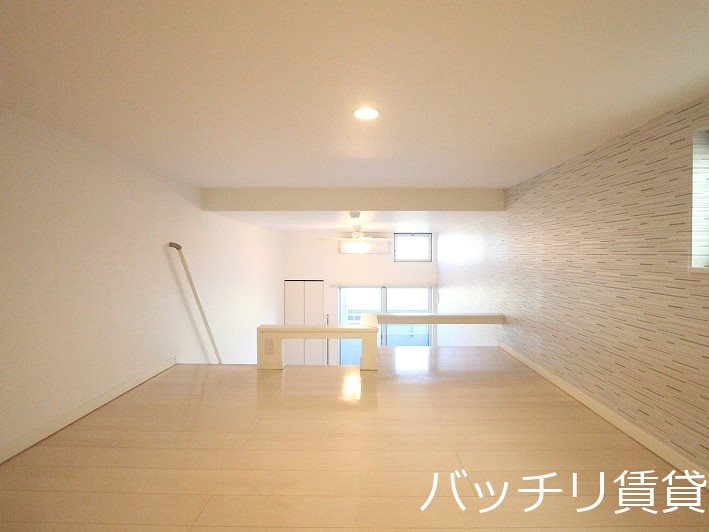 その他部屋・スペース　別号室タイプの為、現状を優先致します。