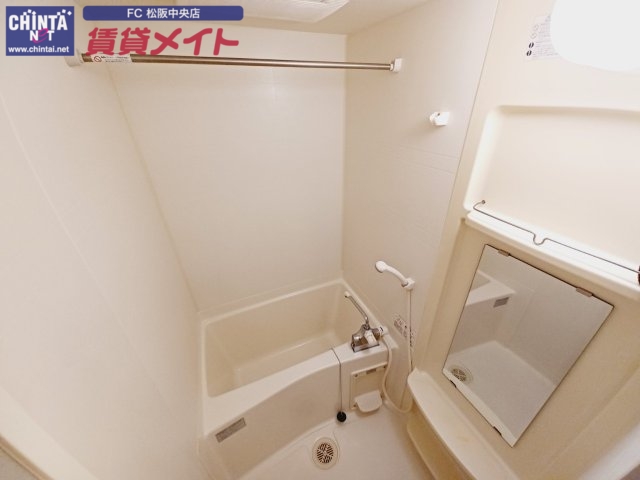 バス・シャワールーム　反転タイプ参考写真